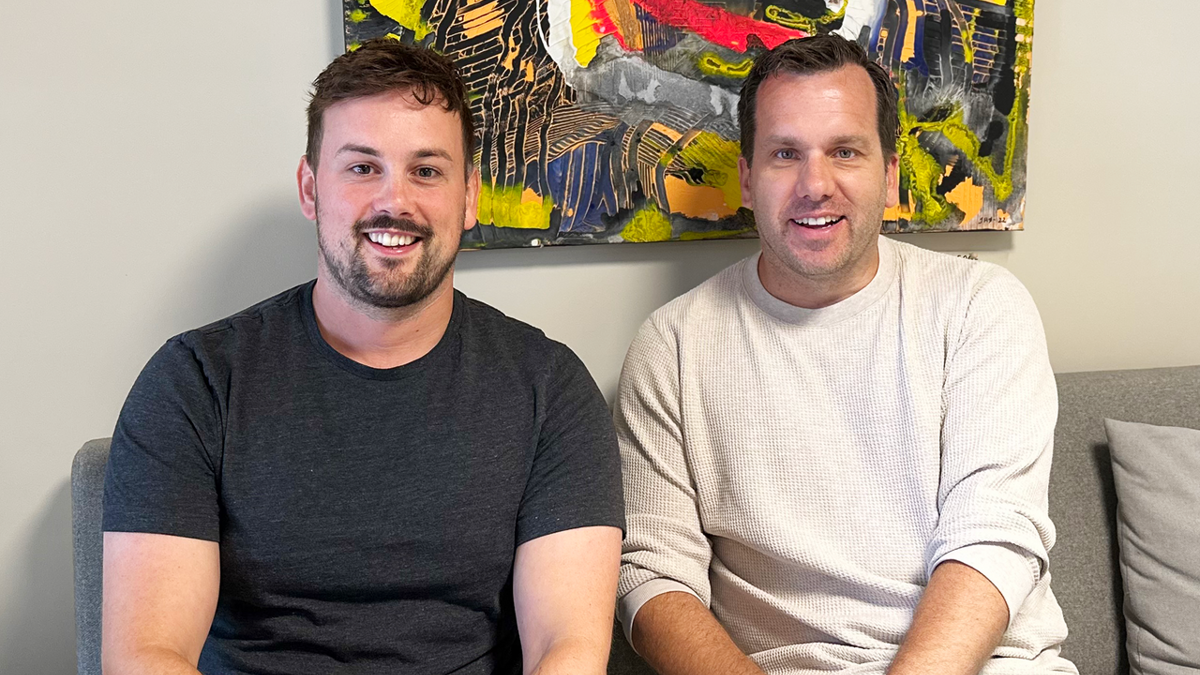 Michael Befus og Jack Akersveen Hobbs i SKAG3RAK Arkitekter. (Foto: Privat)