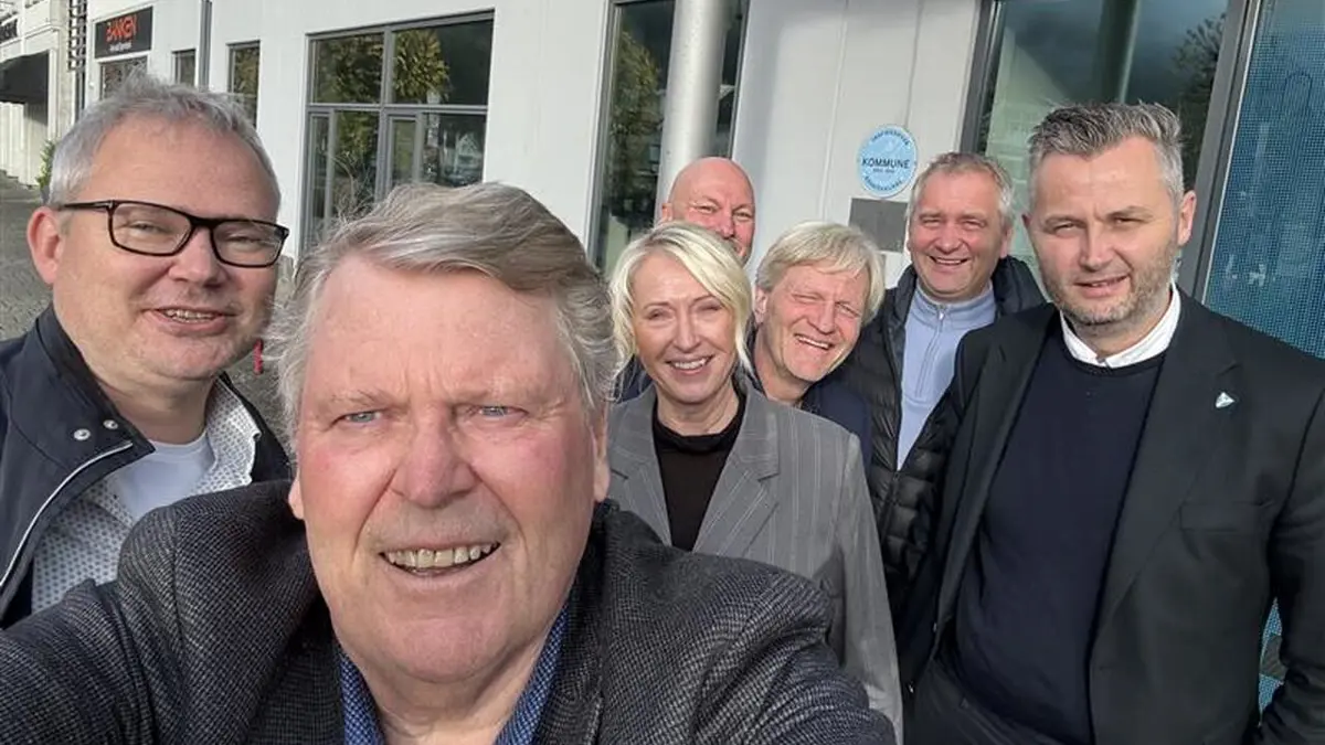 Arbeidsgruppa består av ordførerne Per Sverre Kvinlaug (Kvinesdal og KrF), Alf Erik Andersen (Lindesnes og Frp), Anja Hovland (Eigersund og Høyre) og Frode Fjeldsbø (Ålgård og Ap) samt næringsforeningene representert ved Tormod Andreassen (Stavanger), Hans Fredrik Grøvan (Lister) og Roar Osmundsen (Kristiansand).