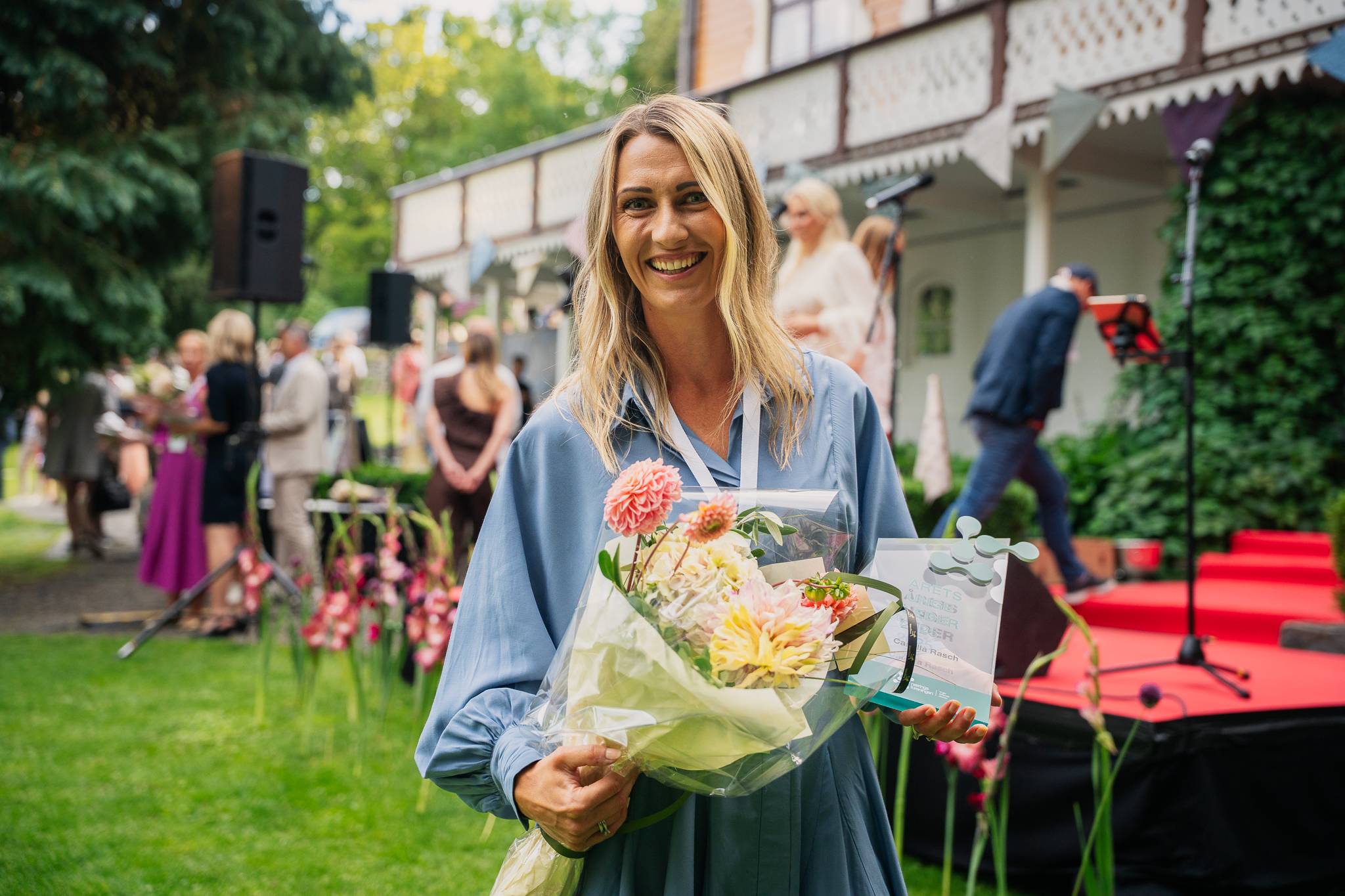 Årets unge leder er Camilla Rasch i Blå Kors. blå kors